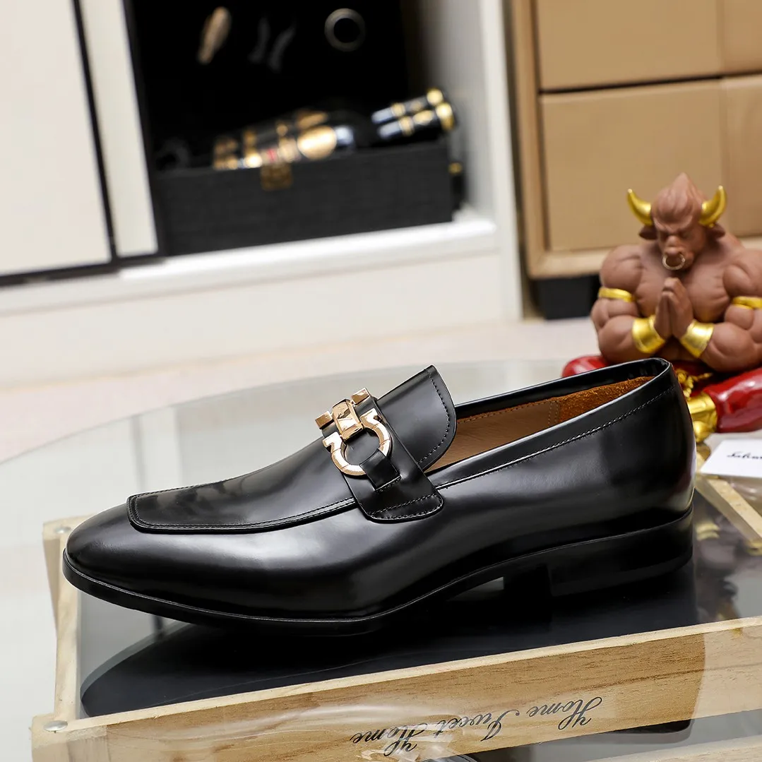Men's shoes 💰600 🕷🕷🐂【Ferragamo】 Popular fashion casual shoes🇨🇳Official website counter 1:1 production, original mold opening💯Good quality can be seen, imported high-end first-layer pebbled calfskin, water-dyed🐂leather lining🌿very clear texture, high-quality waterproof, non-slip and wear-resistant outsole🎋high quality and low price, truly handmade🍓, 5 colors available! Code number 38-44 (45. To be customized)